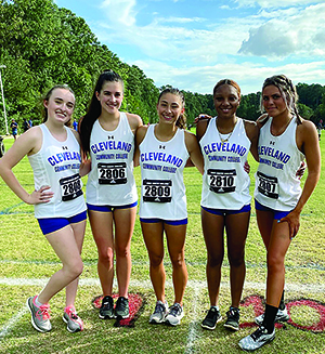 (L-R) Lindy Jenkins, Rylie Carroll, Eliana Philbeck, Anastazia Rodriguez, Lily Clark (photo credit Nikki Bliss-Carroll)