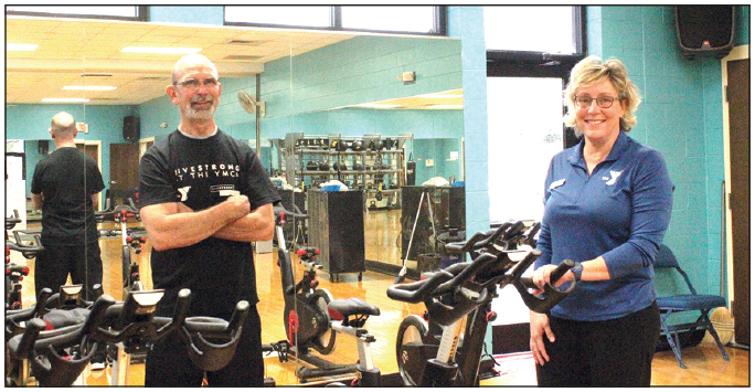 LIVESTRONG's certifi ed trainer Carl Greene and instructor Margaret Litton at the Dover YMCA, which offers the free program. (photos by MEP/CF Media)